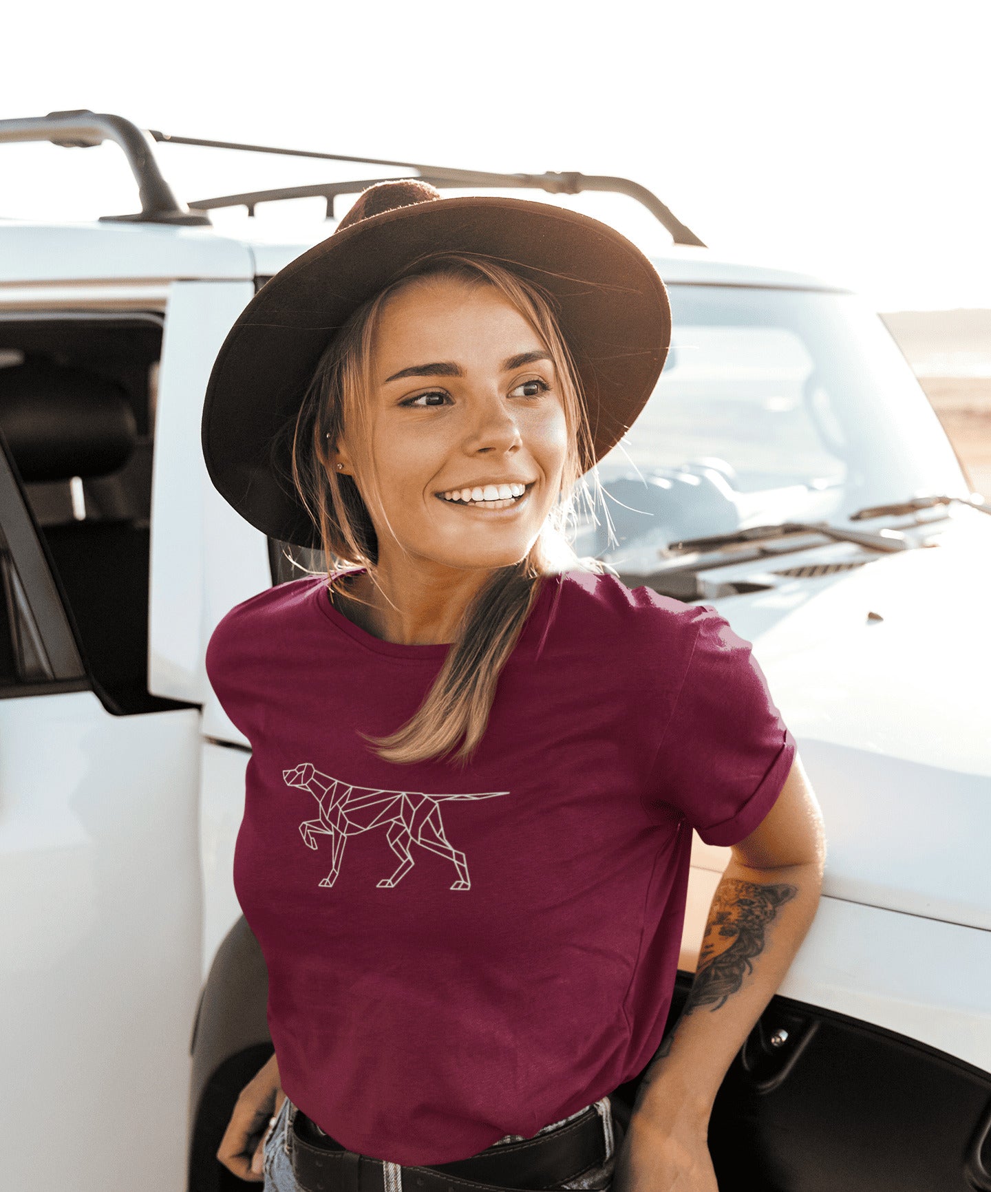 Jachthonden T-shirt met voorstaande jachthond - geometrisch design