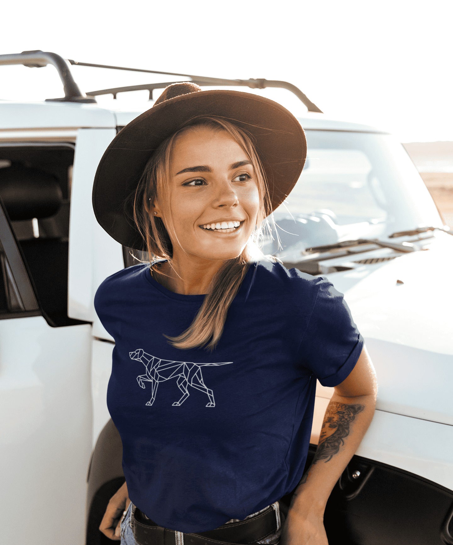 Jachthonden T-shirt met voorstaande jachthond - geometrisch design